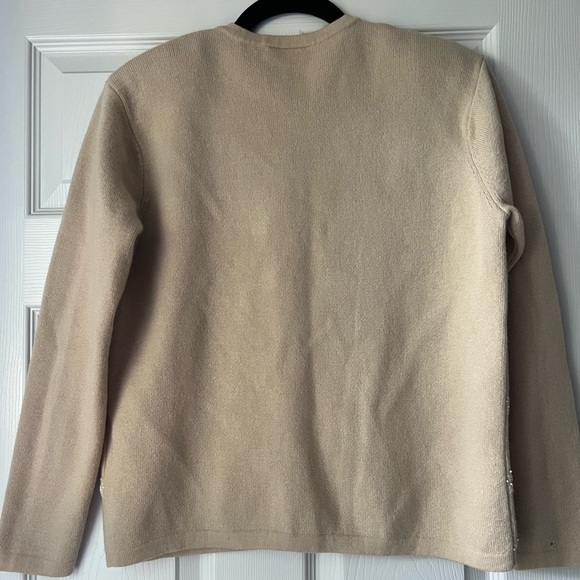 Talbots 100% wool cardigan/sweater - Picture 4 of 7